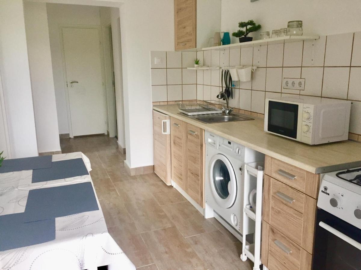 Lelle-Kert Apartman 01 Balatonlelle Dış mekan fotoğraf